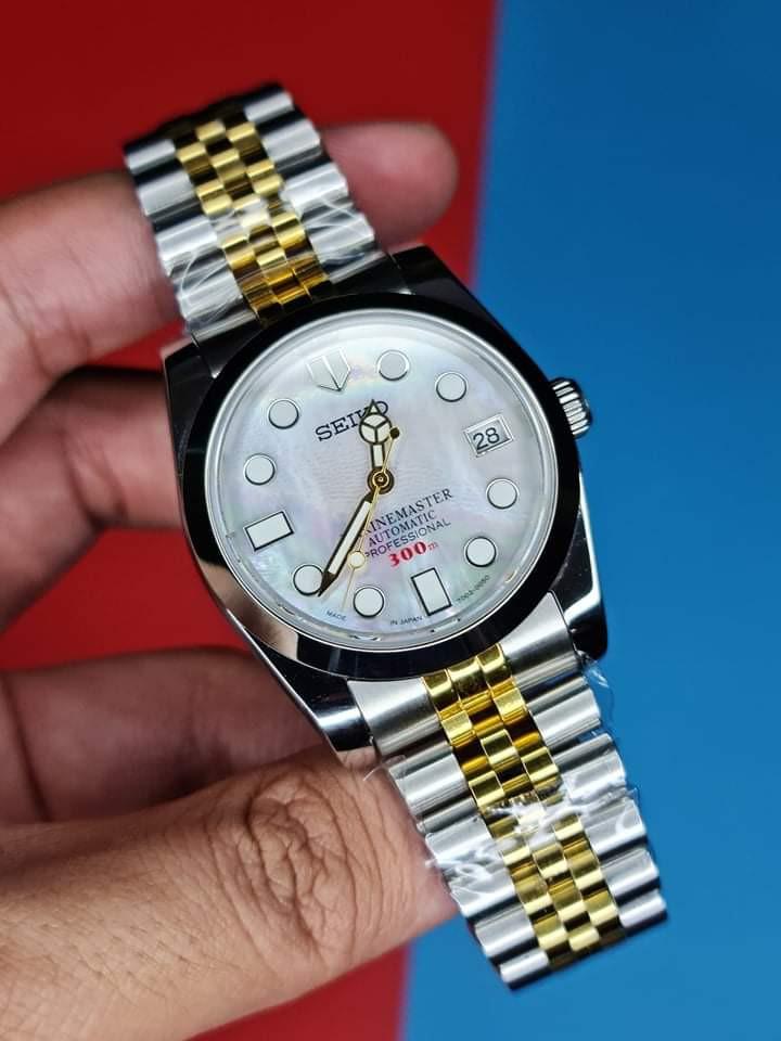 Seikolex "Explorer" 36mm Mod (Category: Luxury Watches) located in Manila. Submitted by markwrist07 (Listing ID 1097371755, Image 2). Description: Seikolex “Explorer” Homage Mod 40mm -904L stainless case and bracelet -Sapphire Crystal -Seiko NH35a -Mercedes Handset -Screwdown Crown -Super Oyster Bracelet -Milled Sub Clasp -6months warranty https://www.facebook.com/groups/1113786732451020/?ref=share Price: 13,000PHP Pm us for pre orders! https://w