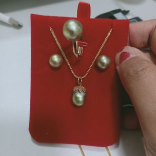 (Category: ) located in . Submitted by kitketpi (Listing ID 1097514093, Image 1). Description: .