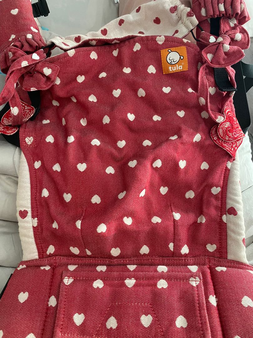 Tula carrier red hearts with accessories, Babies & Kids, Going Out