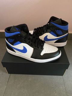 (Category: ) located in . Submitted by abcd_snkrs (Listing ID 1097206312, Image 1). Description: .