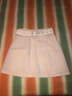 Vintage pink and white y2k mini skirt w belt