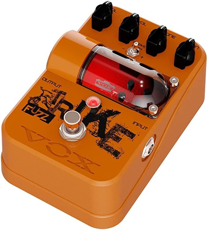 VOX Tone Garage TG2-DDDL (Category: Musical Instruments) located in Manila. Submitted by roldan.aquino (Listing ID 1049826000, Image 2). Description: Analog delay pedal built using the famous 3205 bucket-brigade chip 3 delay modes: short, long, or both Modulation knob adds a chorus effect to your signal All-discrete circuitry, true-bypass design Rugged aluminum die-cast body that stands up to the rigors of the road Also Available TG1 FL4BT Flat 4