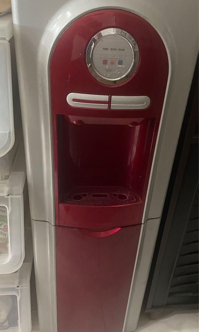 Water dispenser with mini ref, TV & Home Appliances, Kitchen Appliances, Water Purifiers