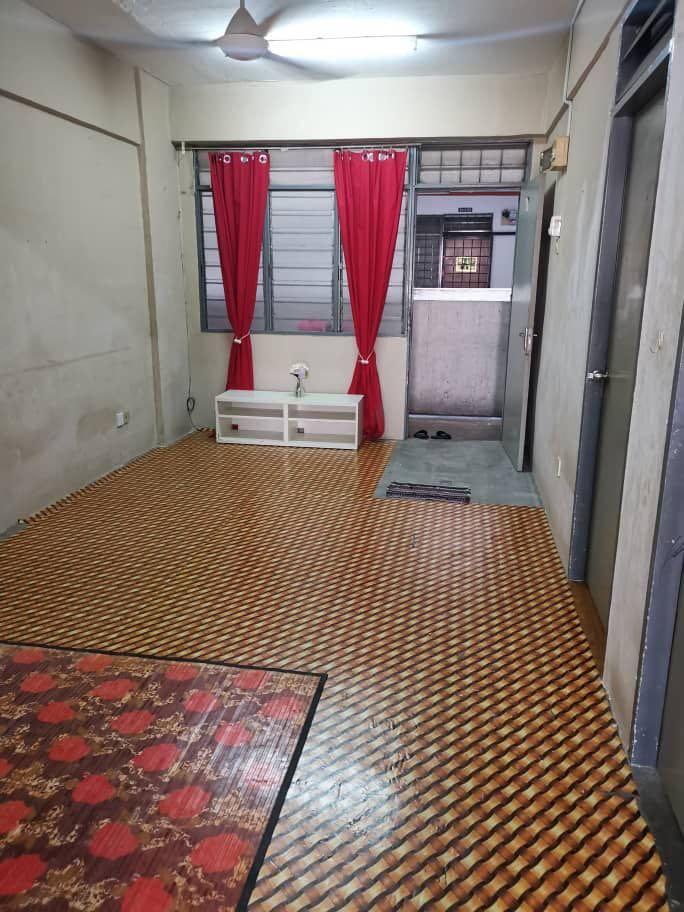 Wtr Flat Desa Mentari Blok 4 Petaling Jaya Property Rentals On Carousell