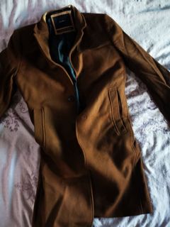 (Category: ) located in . Submitted by hautewear (Listing ID 1097459000, Image 1). Description: .