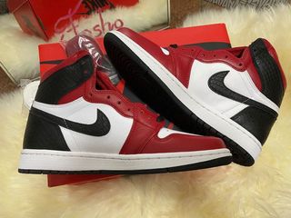 (Category: ) located in . Submitted by fosho_sneaker (Listing ID 1091816097, Image 1). Description: .