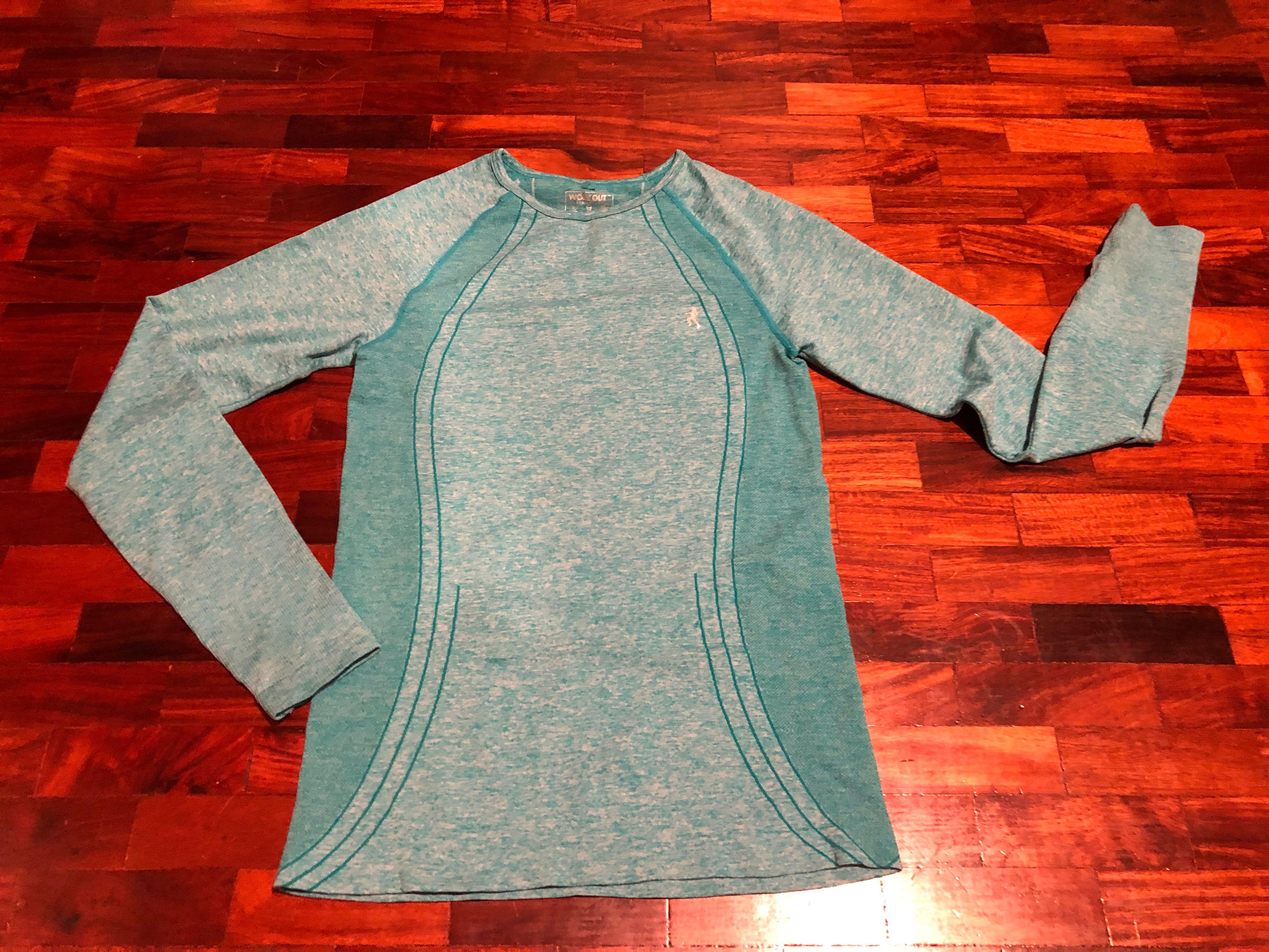 Atmosphere Workout Top Women s Fashion Activewear on Carousell