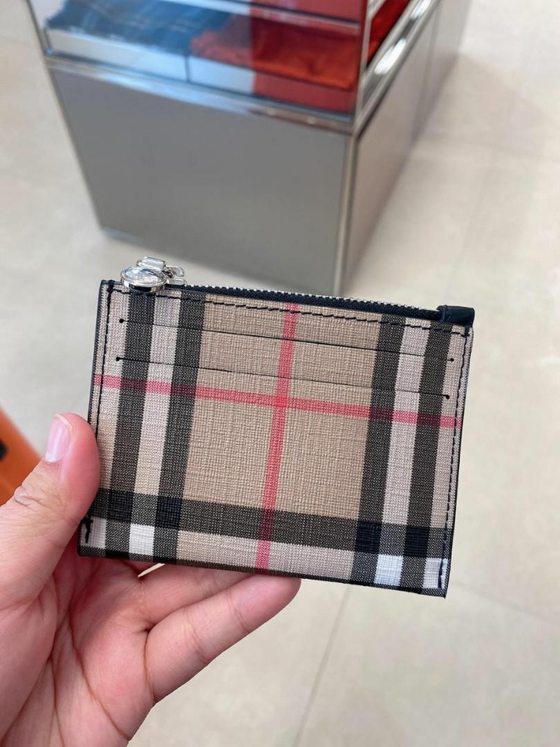 Authentic Burberry Card Holder, Luxury, Bags & Wallets on Carousell