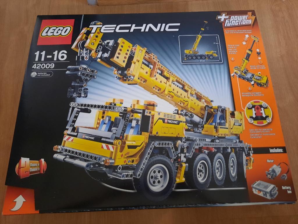 BELOW MARKET VALUE Lego Technic 42009 Mobile Crane retired set Hobbies Toys Toys Games on Carousell