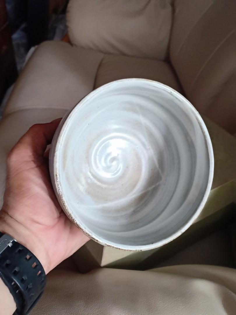 Brushed Stoneware Bowls from Japan (Category: Other Kitchenware & Tableware) located in Las Pinas. Submitted by 4rty1 (Listing ID 1091871127, Image 3). Description: In excellent condition and brand new 5pcs Brushed Stoneware Bowls (with box) For dimensions kindly see last 3 photos..