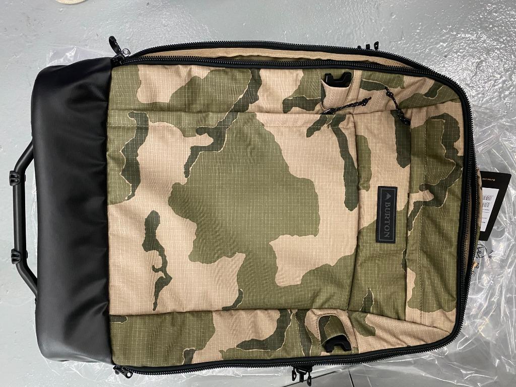 Burton Multipath 40L Carry-On Travel Bag 美國著名板仔拖喼-迷彩色