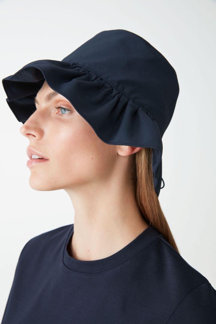 COS Ruched Bucket Hat, Women's Fashion 