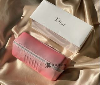 （分類：）位於 。 由 luxe.herbag 提交（商品編號 1091912470，圖片 1）。簡介： 。