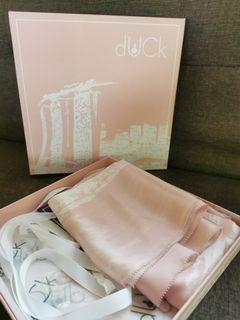 Duckscarves The Singapore Pink & White - Shawl