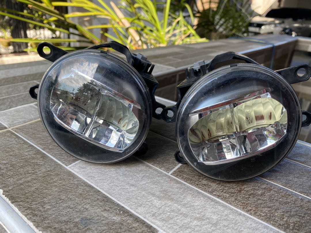 Fog Lights Assembly LED OEM Toyota Fortuner 2018 V, Car Parts