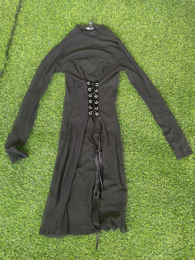 Forever 21 Black Mesh Dress (Category: Dresses) located in Quezon City. Submitted by chamloved (Listing ID 1091908422, Image 2). Description: Forever 21 black mesh dress used only once! P200 IG: chamloved.