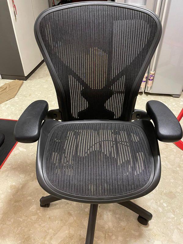 Herman Miller Aeron Chair Classic Set B Furniture Home Living Furniture Chairs on Carousell