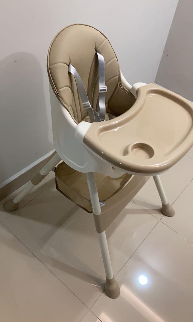Jolly bee Adjustable and multifunctional High Chair Babies Kids