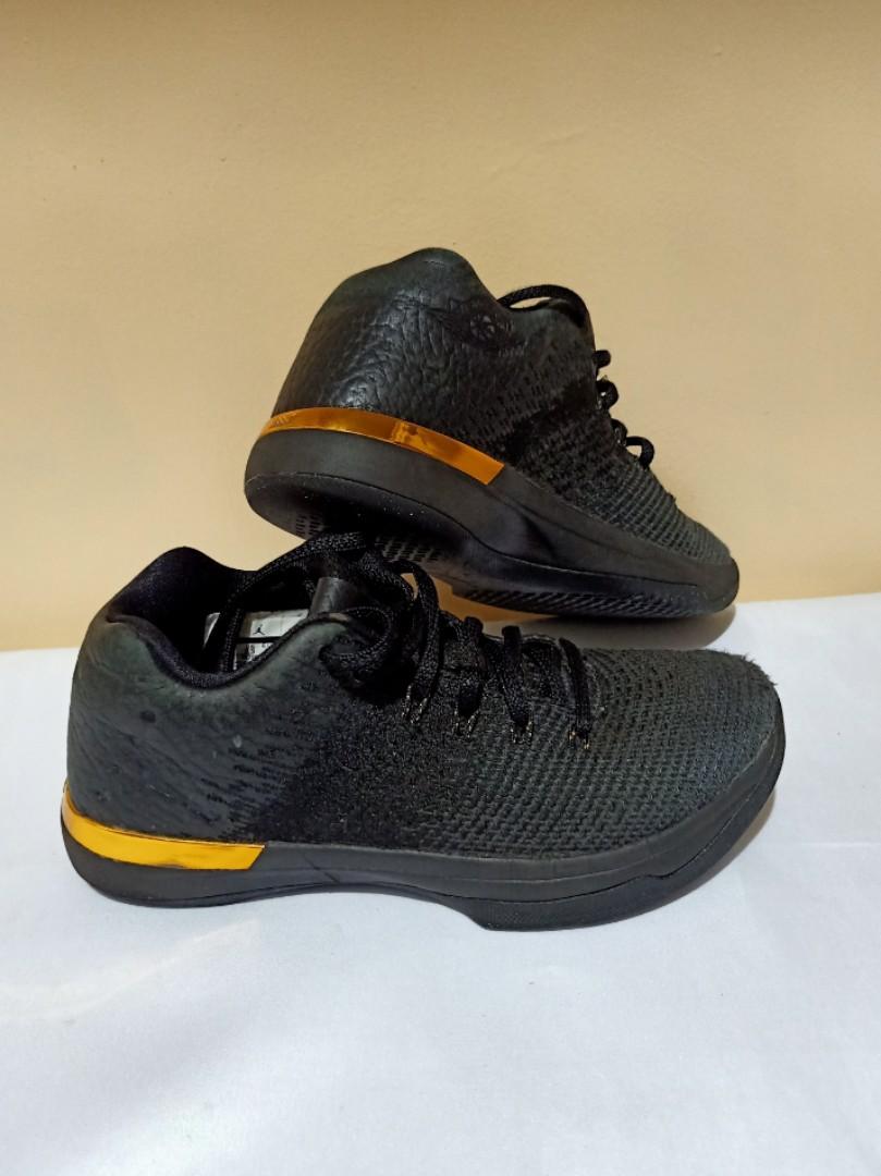 Rubber sales shoes jordan