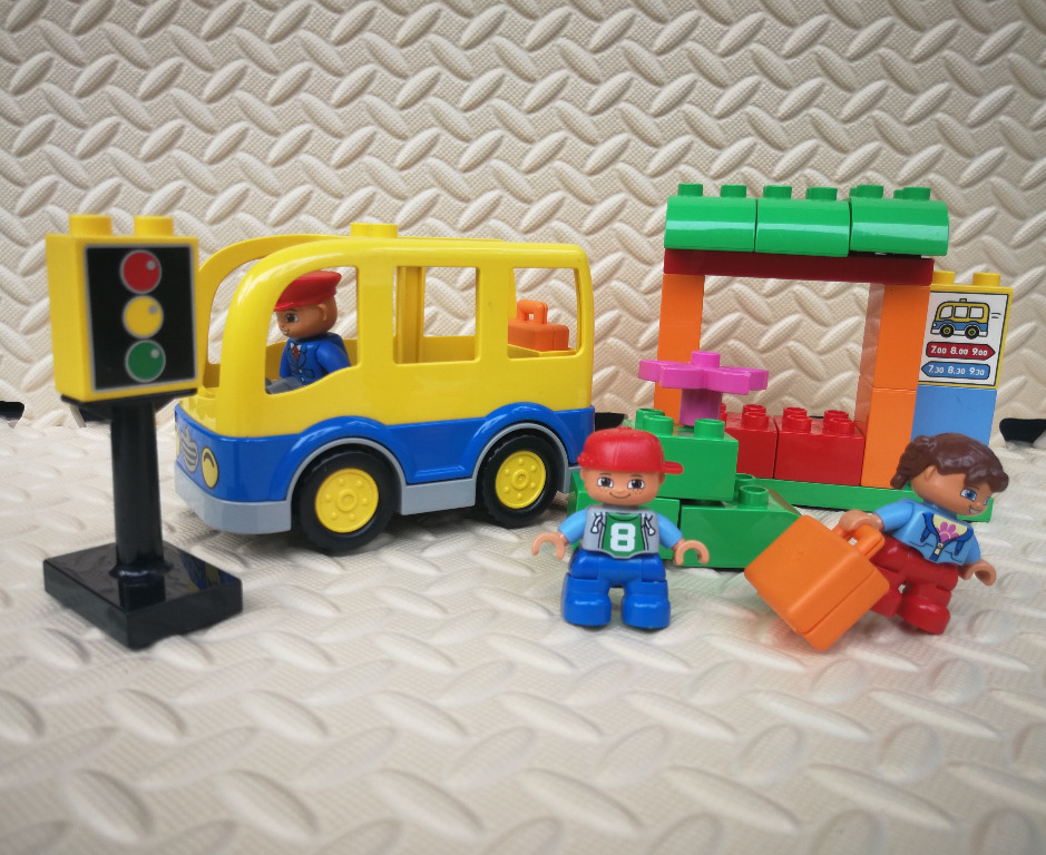 Duplo bus stop clearance