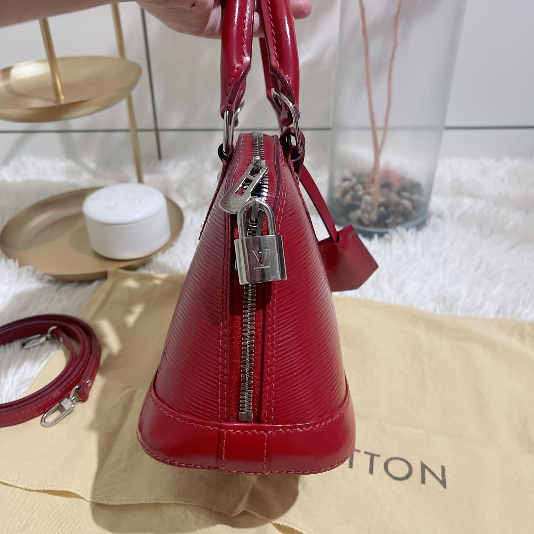 LV Alma BB Epi Leather (Category: Luxury Bags & Wallets) located in Quezon City. Submitted by theluxurycityph. (Listing ID 1091783547, Image 3). Description: 👜 LV ALMA BB EPI LEATHER 👜 red, shw inclusions — dustbag, lock, keys, strap, entrupy condition — excellent 💯All of our items are Authentic 💯 *color may vary due to lighting* 💛 dm us for inquires and for more detailed photo. 💛 open for meetup or shipping 𝗗𝗶𝘀𝗰𝗹𝗮𝗶𝗺𝗲𝗿 — TheLuxury