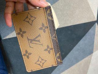 LV Reverse Cardholder