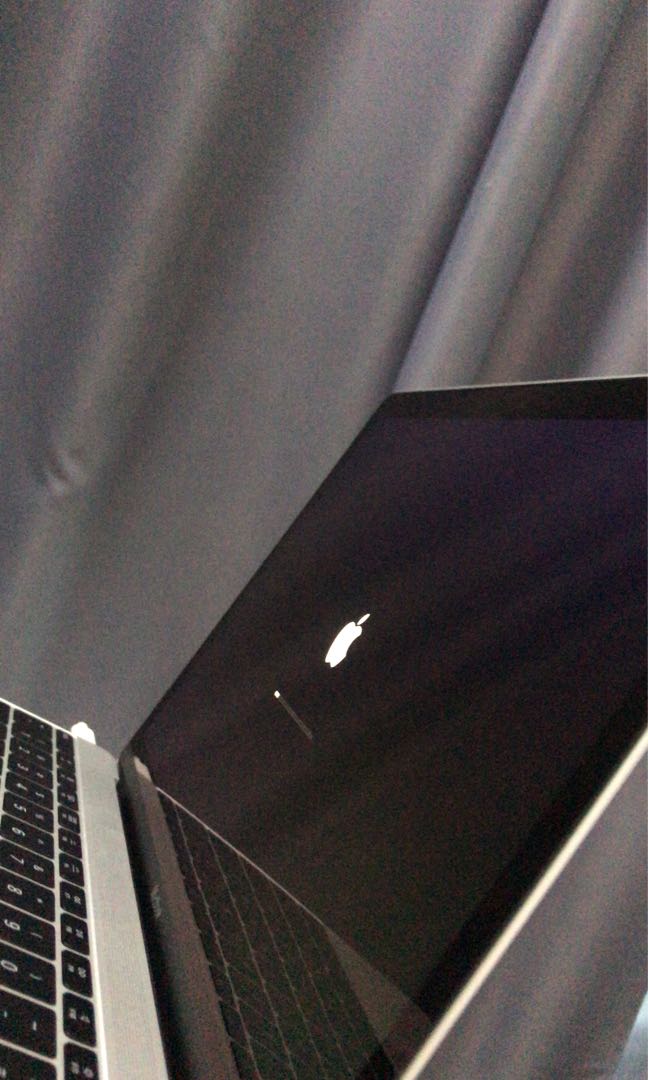 Macbook Pro A1534 A1707 A1706 No Power FREE PICK UP DELIVERY No Power
