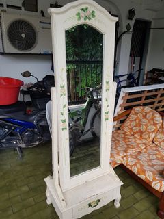 (Category: ) located in . Submitted by syamali (Listing ID 1091816141, Image 1). Description: .