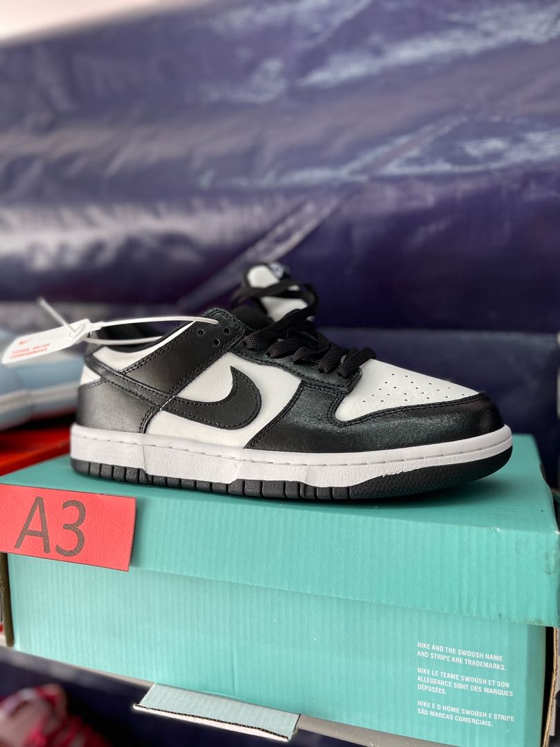 Nike sb dunk retro black white, Men's Fashion, Footwear, Sneakers on  Carousell