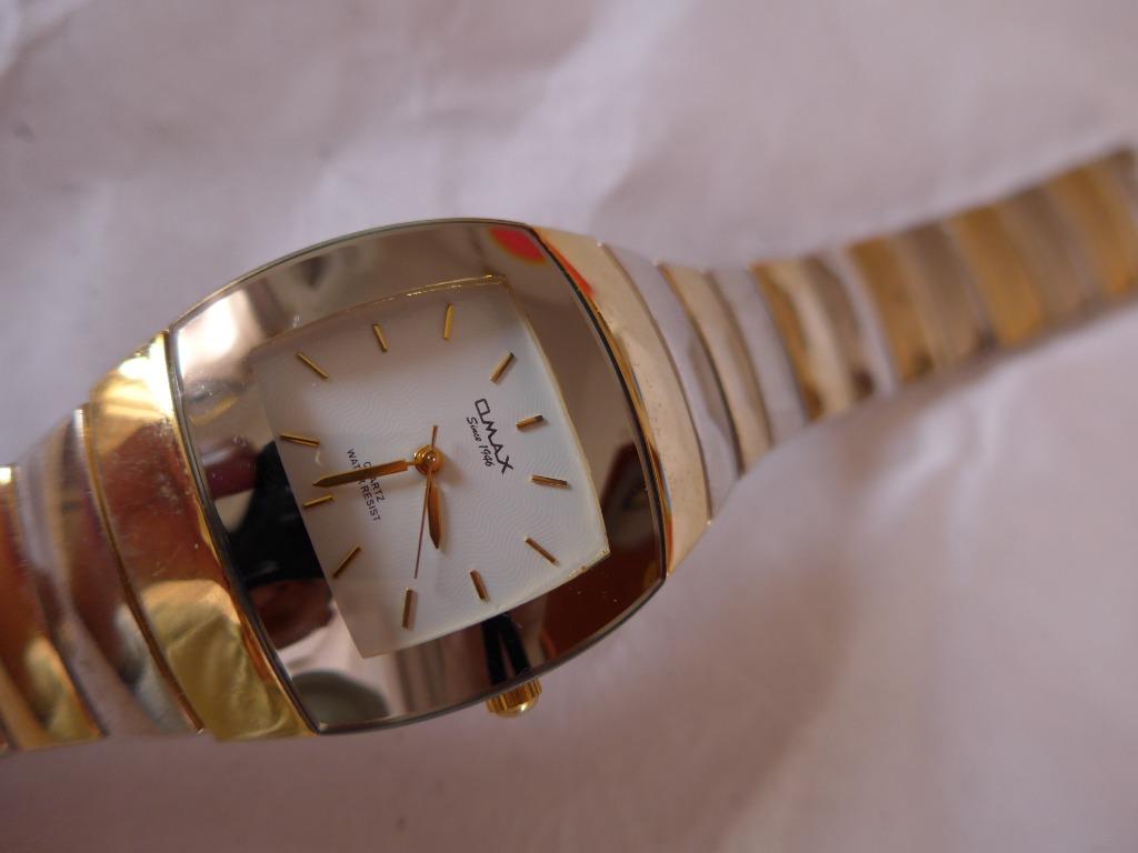 Omax quartz watch clearance