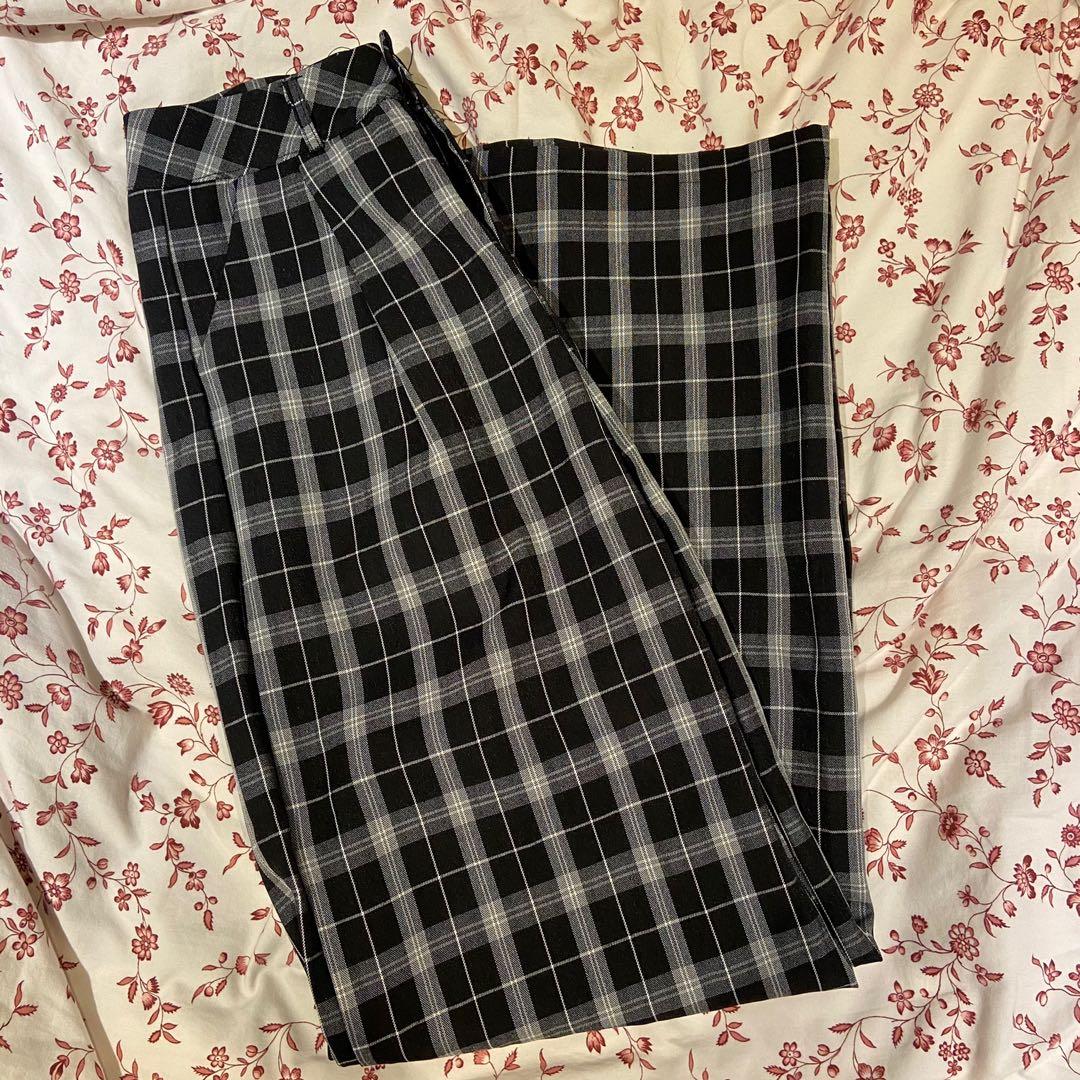 Checkered Pants, Women's Fashion, Bottoms, Jeans & Leggings on Carousell