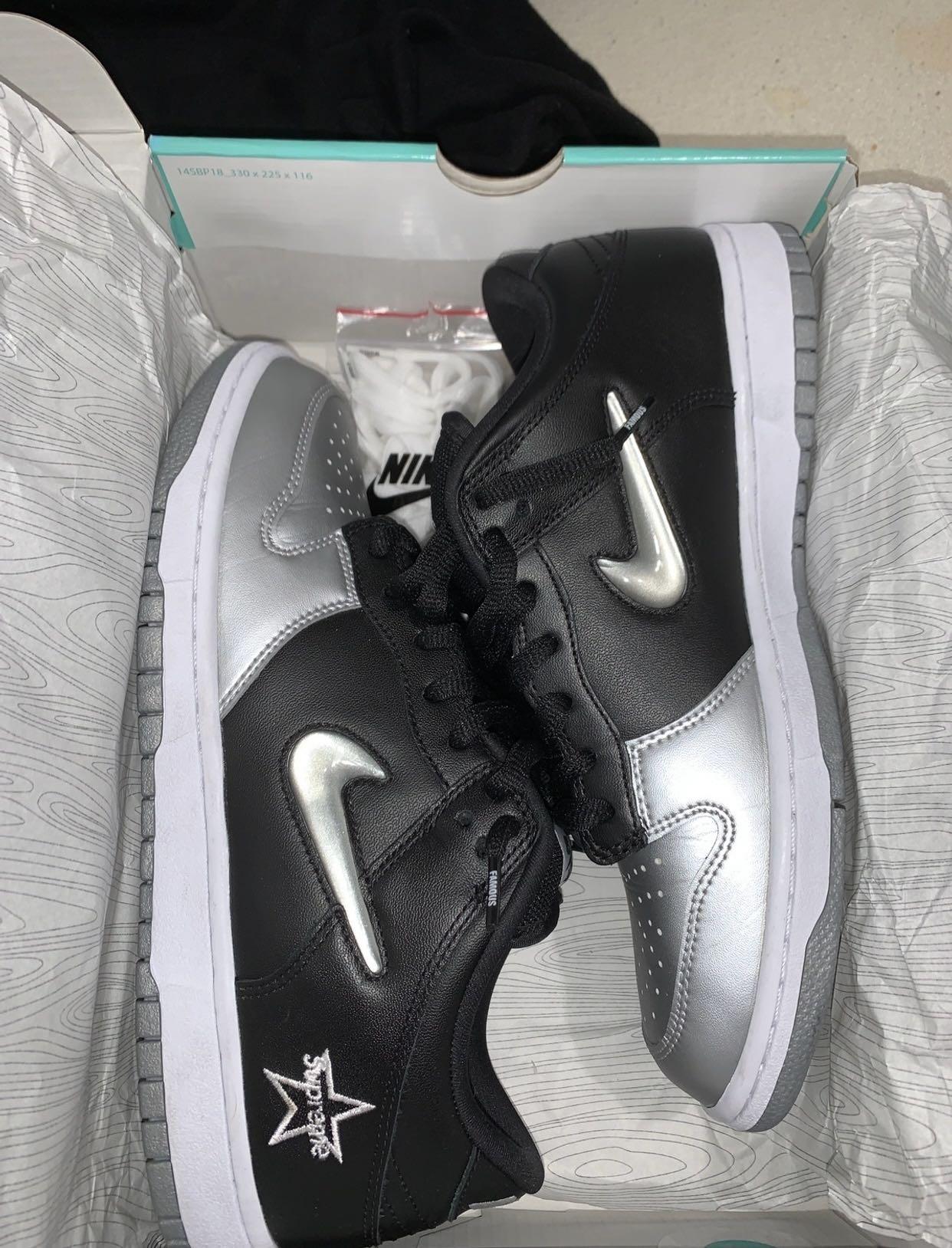 Supreme Nike SB Dunk Low - Jewel Swoosh Silver, Men's Fashion, Footwear,  Sneakers on Carousell