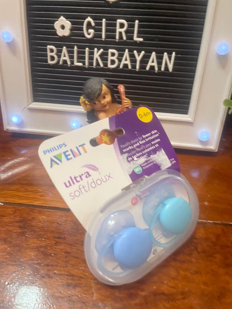 Ultra Soft Philips Avent 2pack Pacifiers (Category: Soothers & Pacifiers) located in Marikina City. Submitted by girlbalikbayan (Listing ID 1091775096, Image 1). Description: TOP OF OUR LIST OF TRUSTED BABY FEEDING BOTTLES & ACCESSORIES! The softest soother for your baby's sensitive skin! Take care of sensitive skin with the PHILIPS AVENT Ultra Soft pacifiers. The super soft, flexible shield follows the curves of your baby's cheeks, leaving fewer