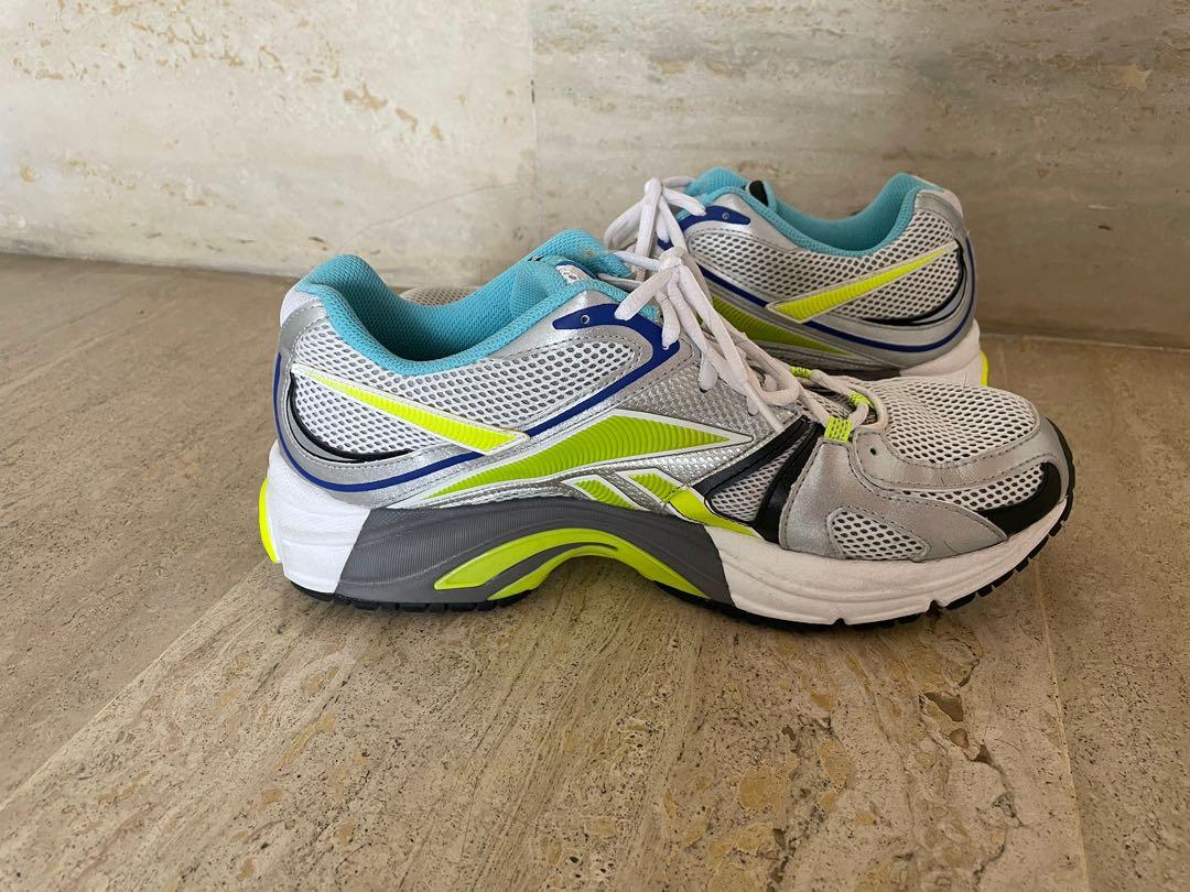 Reebok shop spike shoes