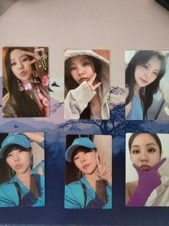 WTS Wheein Redd and Hwasa RiB Pc and Unsealed