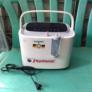 1 oxygen concentrator