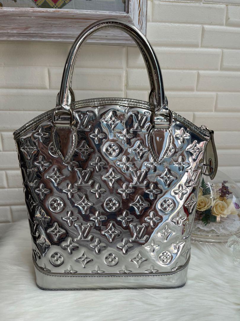 Louis Vuitton 2008 pre-owned Monogram Miroir Alma GM Handbag