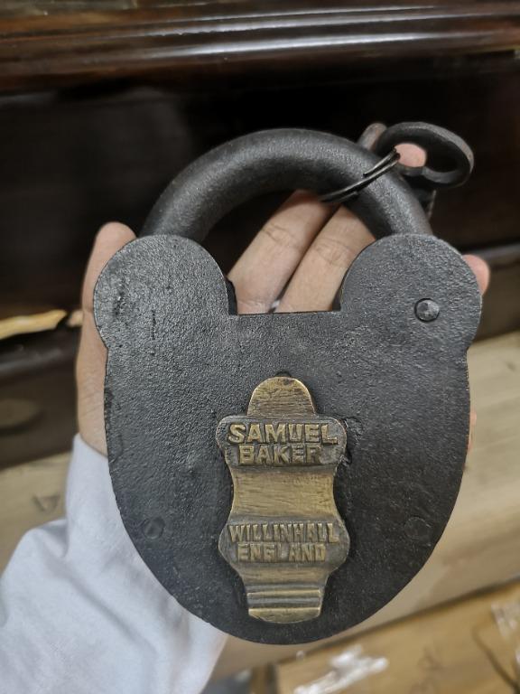 The on sale big padlock