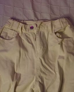 （分類：）位於 。 由 lexichabrie 提交（商品編號 1097743571，圖片 1）。簡介： 。