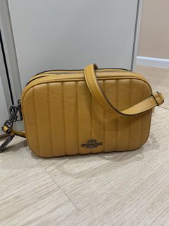 (Category: ) located in . Submitted by linfashions (Listing ID 1097748458, Image 1). Description: .