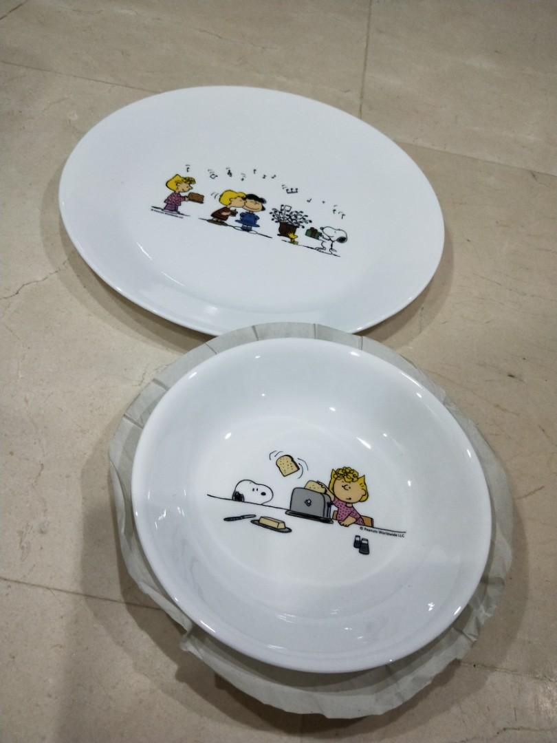 Corelle Corningware Snoopy Plates, Furniture & Home Living, Kitchenware ...
