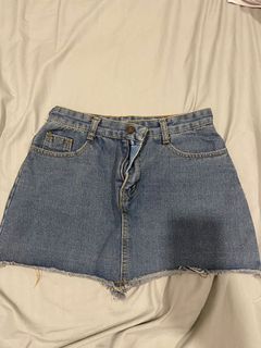 (Category: ) located in . Submitted by clothes.addiction (Listing ID 1097750692, Image 1). Description: .