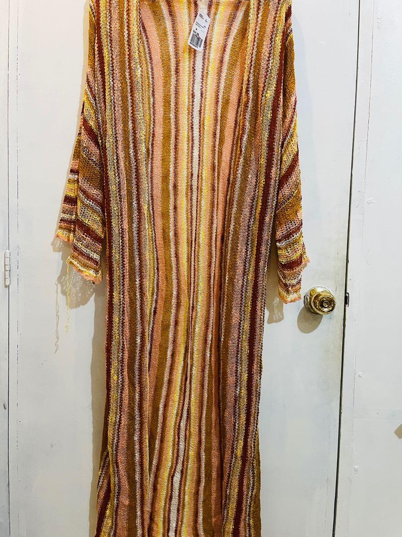 Forever 21 Swimcover / Cardi (Category: Coats, Jackets and Outerwear) located in Taguig. Submitted by impulsivemoims (Listing ID 1097733488, Image 3). Description: Authentic Forever 21 Knit Swimcover/ Long Cardi Color: Camel/Multi Size: M on tag but will most likely fit up to plus size RFS: I have two of these .