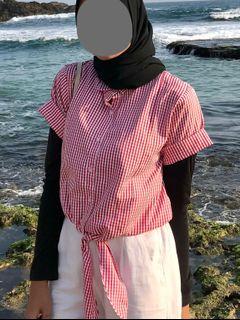 GAUDI Knotted Top