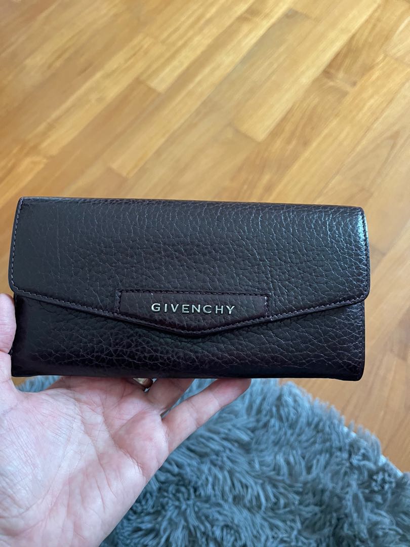 Givenchy antigona deals wallet