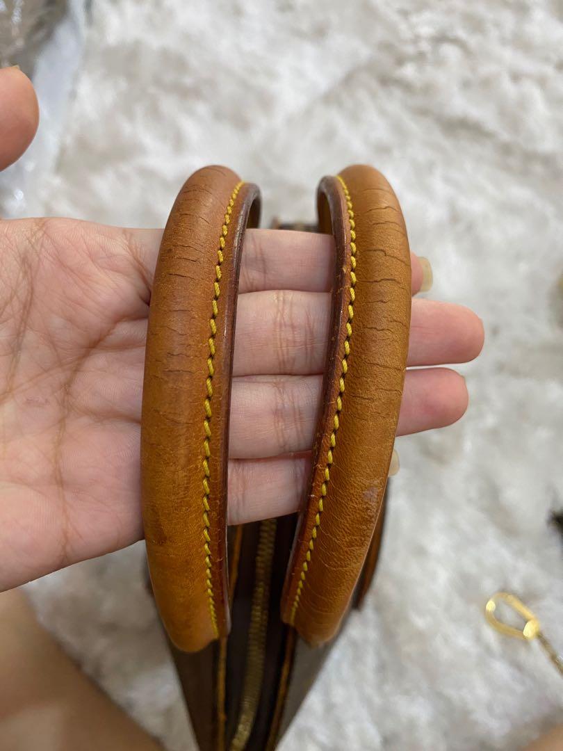 Guaranteed Authentic LV Ellipse (Category: Luxury Bags & Wallets) located in Naga. Submitted by akimadison.ph (Listing ID 1097637835, Image 3). Description: Guaranteed Authentic Louis Vuitton ellipse monogram bag Still really pretty Canvas is makinis ❤️.