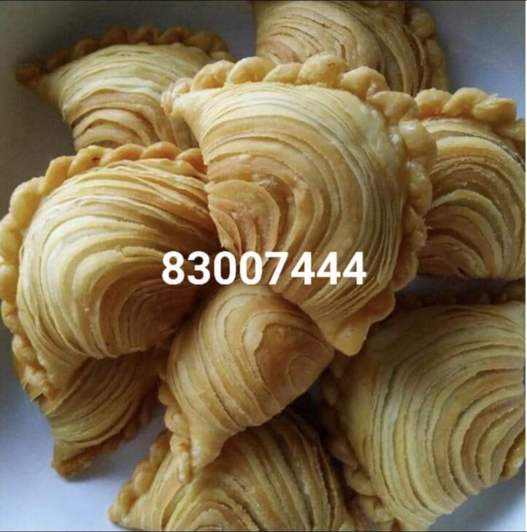 Halal Curry Puff/epok2/Karipap pusar inti penuh, Food & Drinks, Chilled