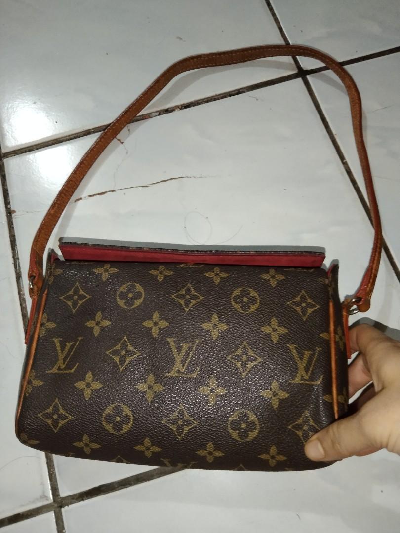 2002 louis store vuitton duffle bag