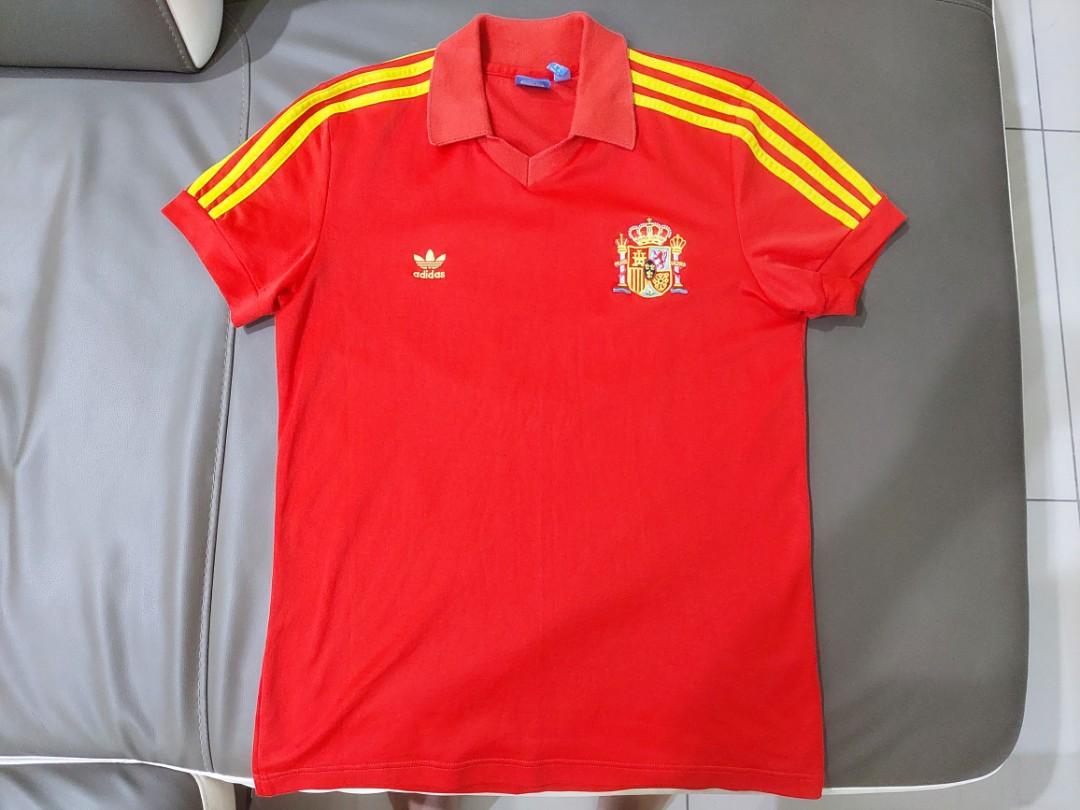Perca importante raíz Original Adidas Originals series Spain Retro World Cup 1982 Jersey Kit,  Men's Fashion, Activewear on Carousell