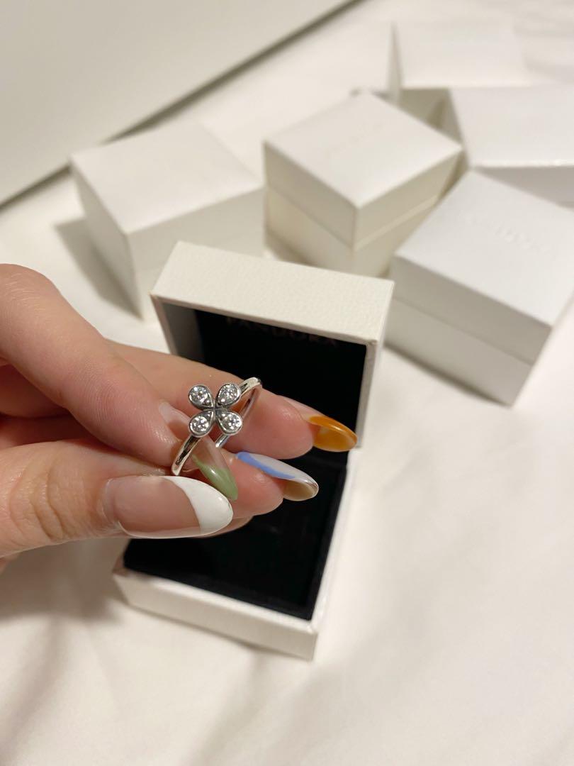 Pandora four shop petal flower ring
